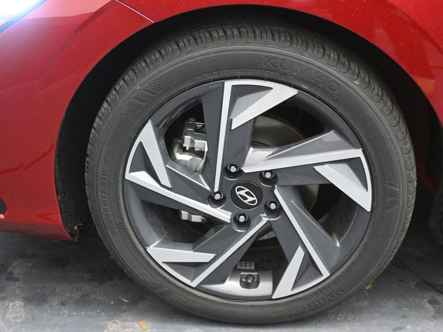 2025 Hyundai Elantra SEL - Photo 20