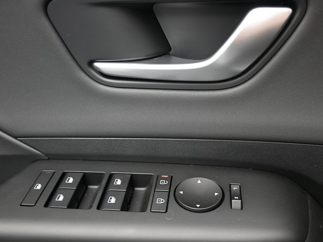 2026 Hyundai Kona Limited - Photo 18