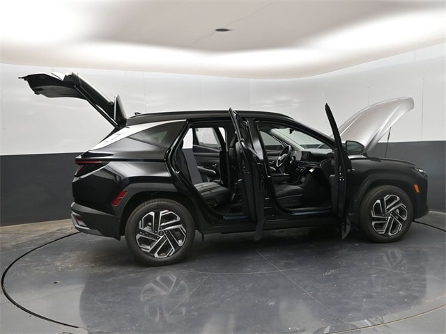 2025 Hyundai Tucson Limited - Photo 28