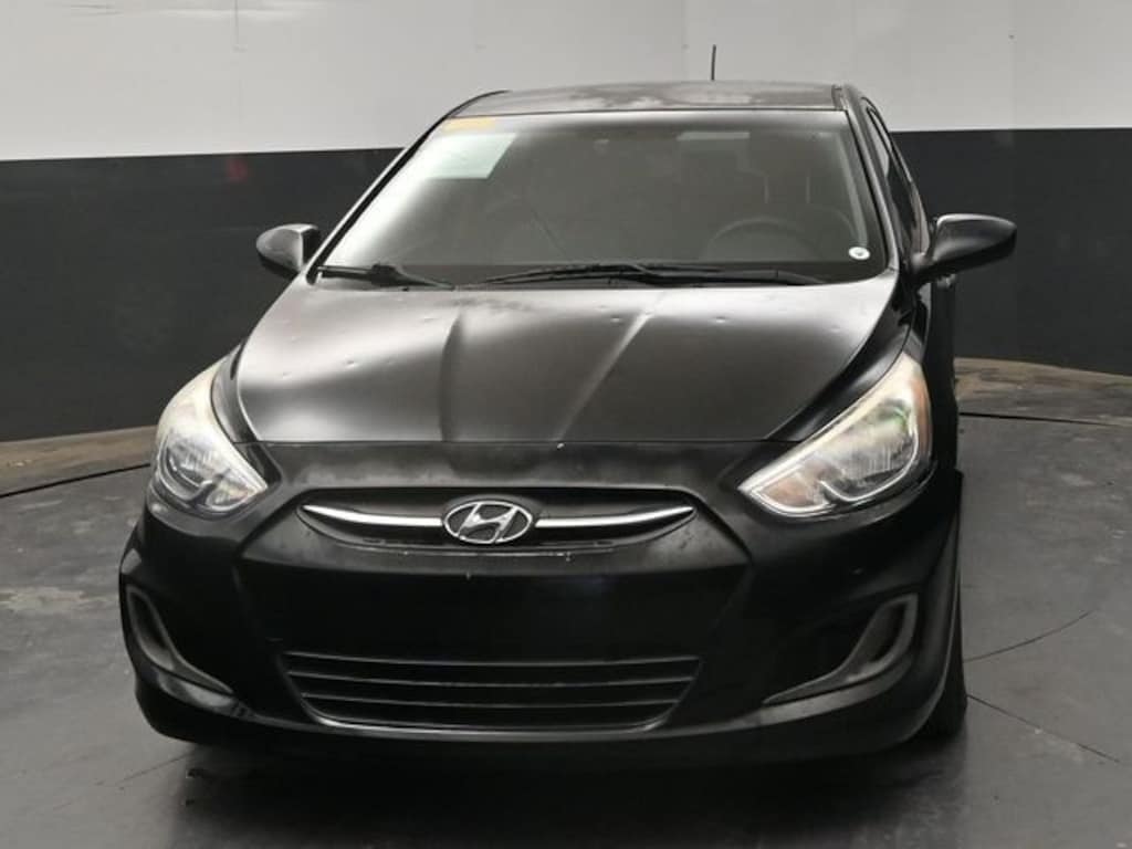 Used 2017 Hyundai Accent SE Hatchback