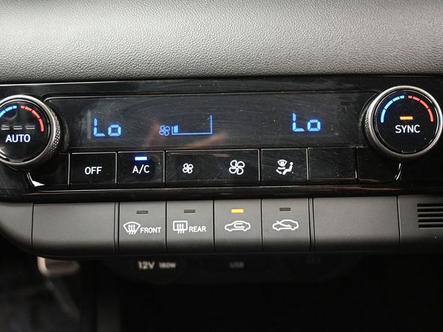 2025 Hyundai Elantra SEL - Photo 15