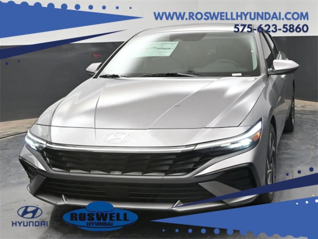 Used 2025 Hyundai Elantra SEL Convenience Sedan