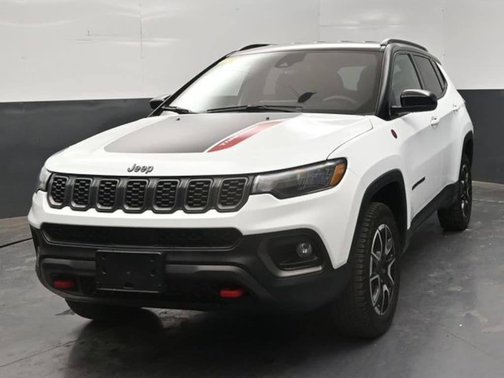 Used 2024 Jeep Compass Trailhawk SUV