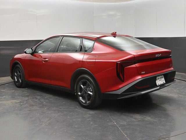 2025 Kia K4 LXS - Photo 6