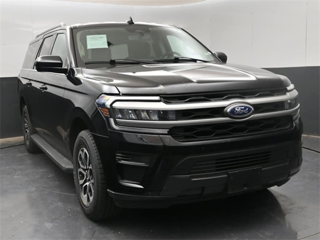 Used 2024 Ford Expedition Max XLT SUV