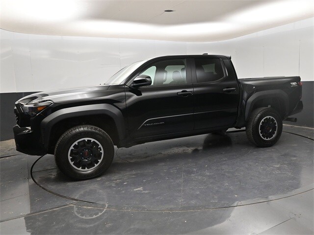 2024 Toyota Tacoma TRD Off-Road photo 4