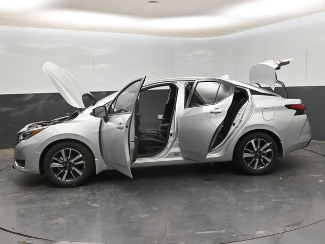 2025 Nissan Versa Sedan SV - Photo 29
