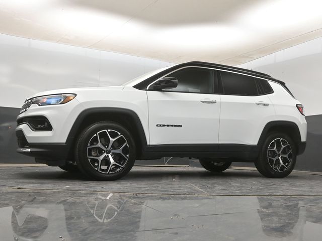 2025 Jeep Compass Limited - Photo 12