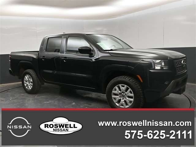 2023 Nissan Frontier SV's photo