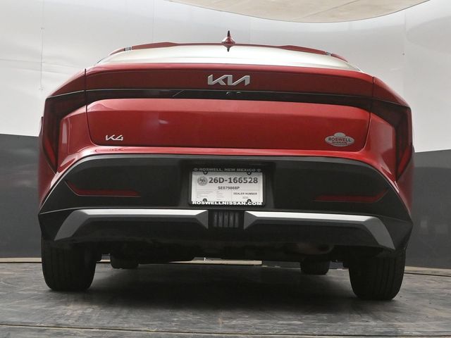 2025 Kia K4 LXS - Photo 15