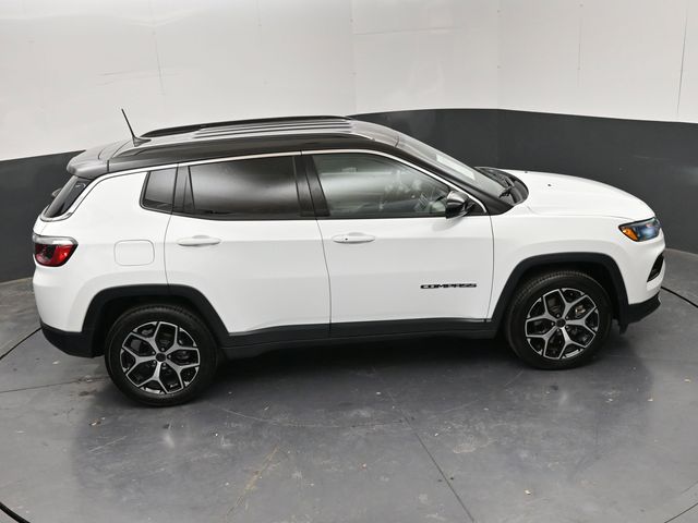 2025 Jeep Compass Limited - Photo 24