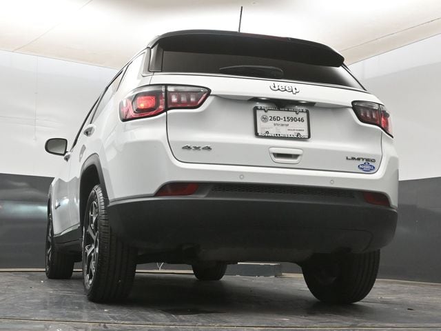 2025 Jeep Compass Limited - Photo 15