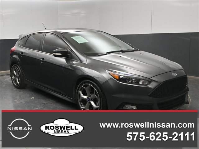 2018 Ford Focus ST's photo