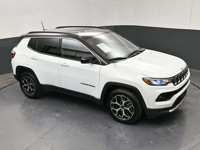2025 Jeep Compass Limited - Photo 17