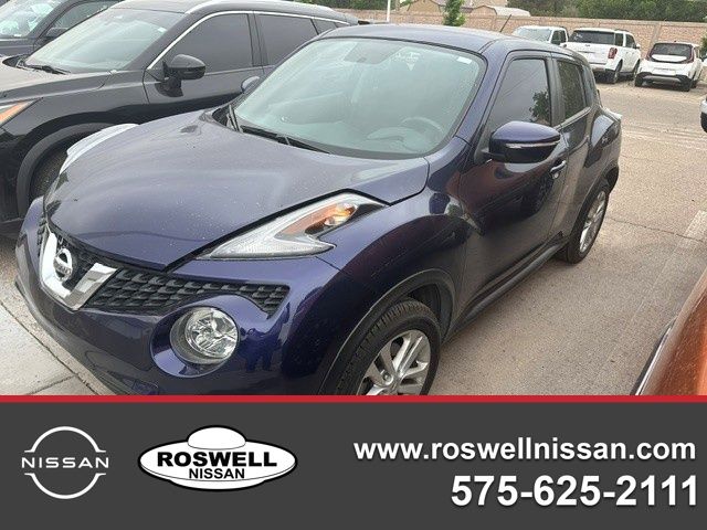 2017 Nissan Juke S AWD CVT's photo