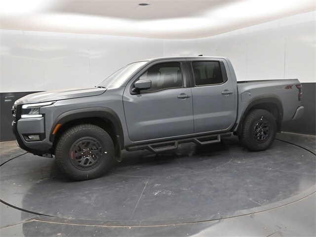 2025 Nissan Frontier PRO-4X photo 4