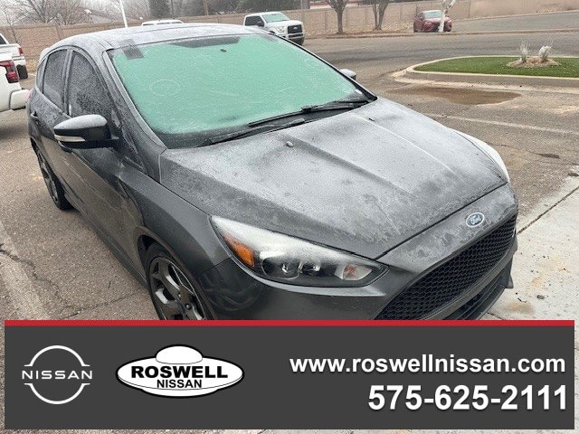 2018 Ford Focus ST's photo