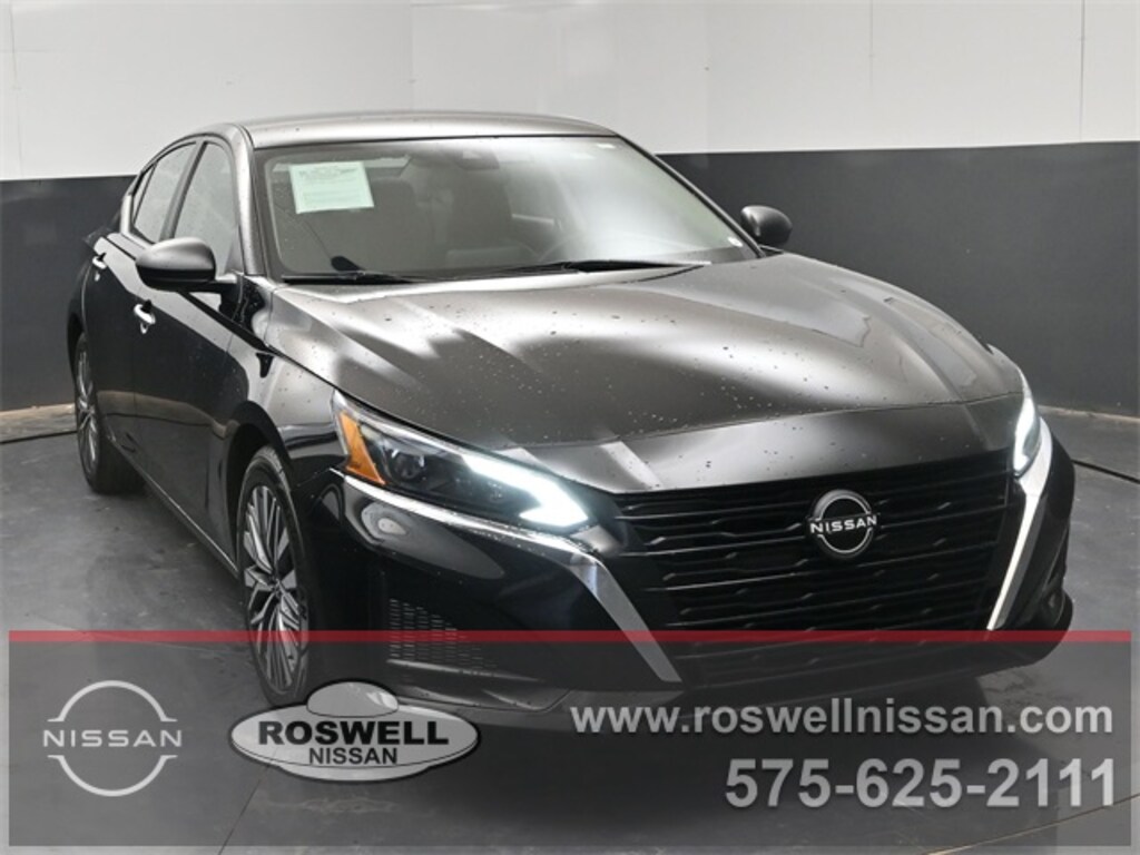 Used 2024 Nissan Altima 2.5 SV Sedan