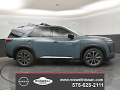 2026 Nissan Pathfinder Platinum SUV
