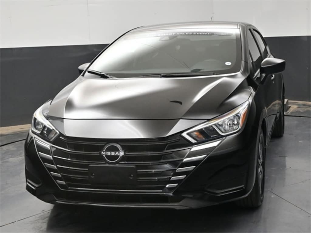 New 2024 Nissan Versa 1.6 S Sedan