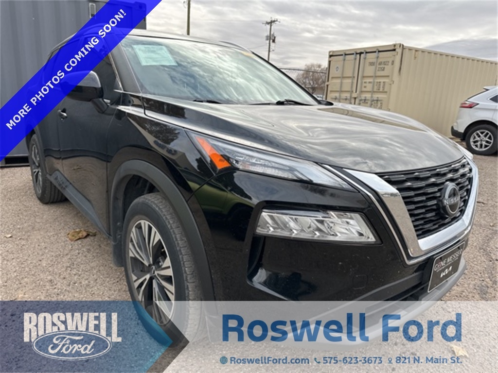 2023 Nissan Rogue SV's photo