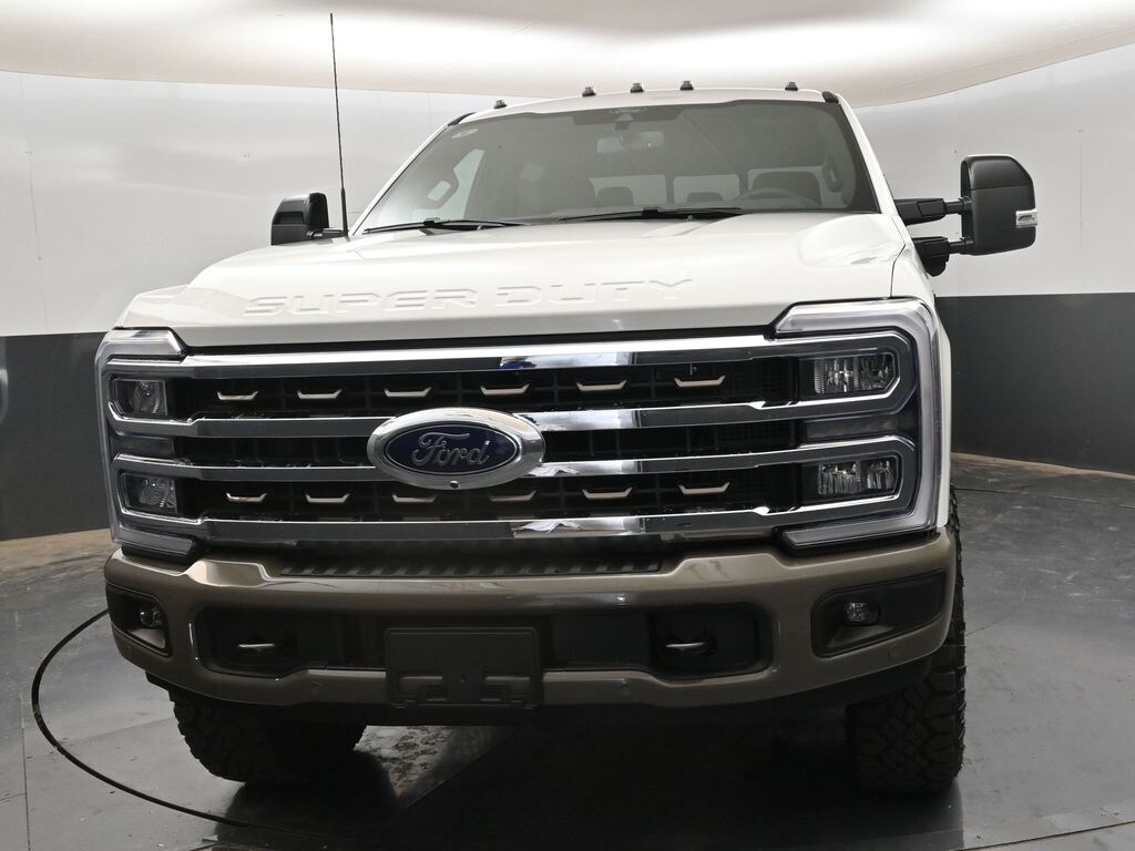 2026 Ford F-250 King Ranch photo 2