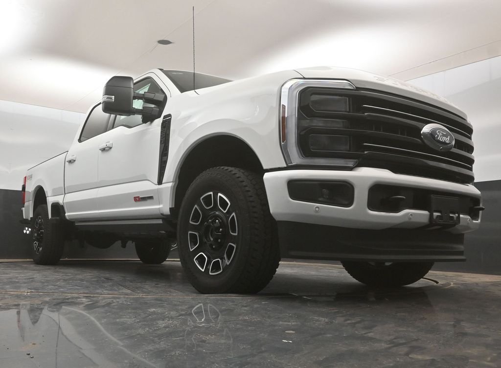 2025 Ford F-250 Super Duty Platinum - Photo 24