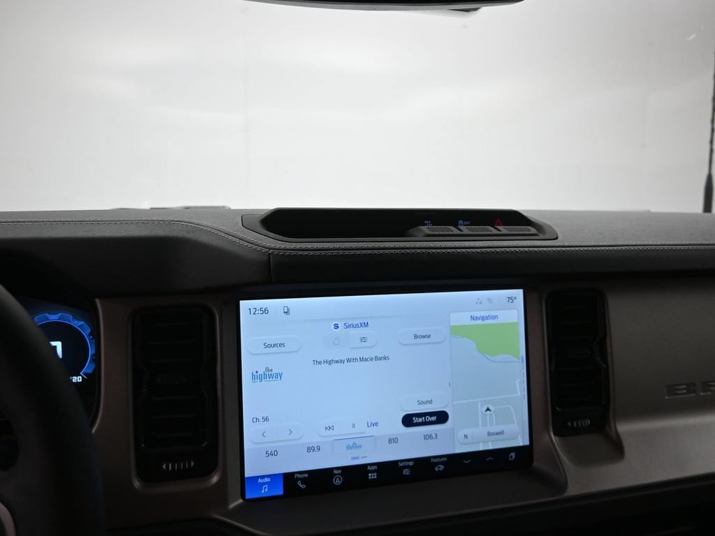 2026 Ford Bronco 4-Door Outer Banks - Photo 15