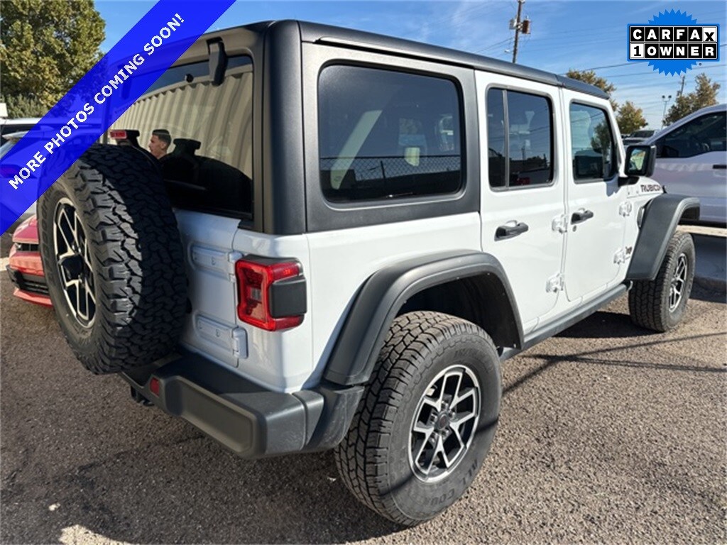 2024 Jeep Wrangler Rubicon photo 3