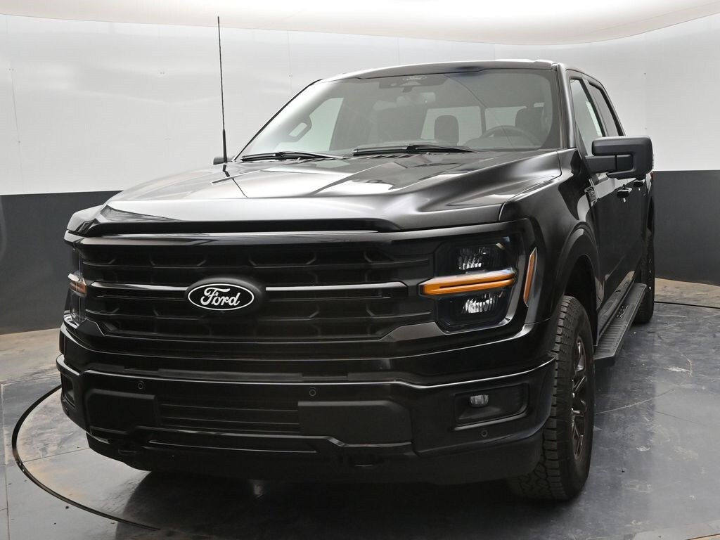 2025 Ford F-150 XLT photo 3