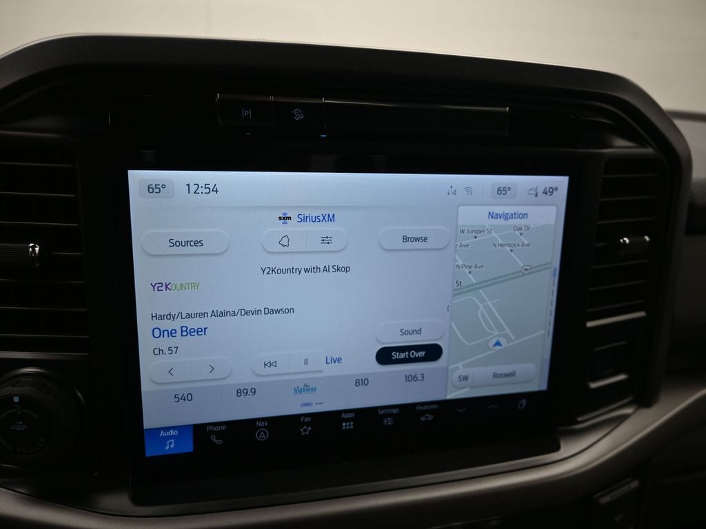 2025 Ford F-150 XLT - Photo 14