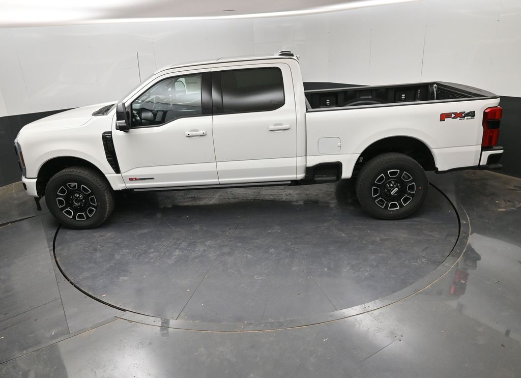2025 Ford F-250 Super Duty Platinum - Photo 35