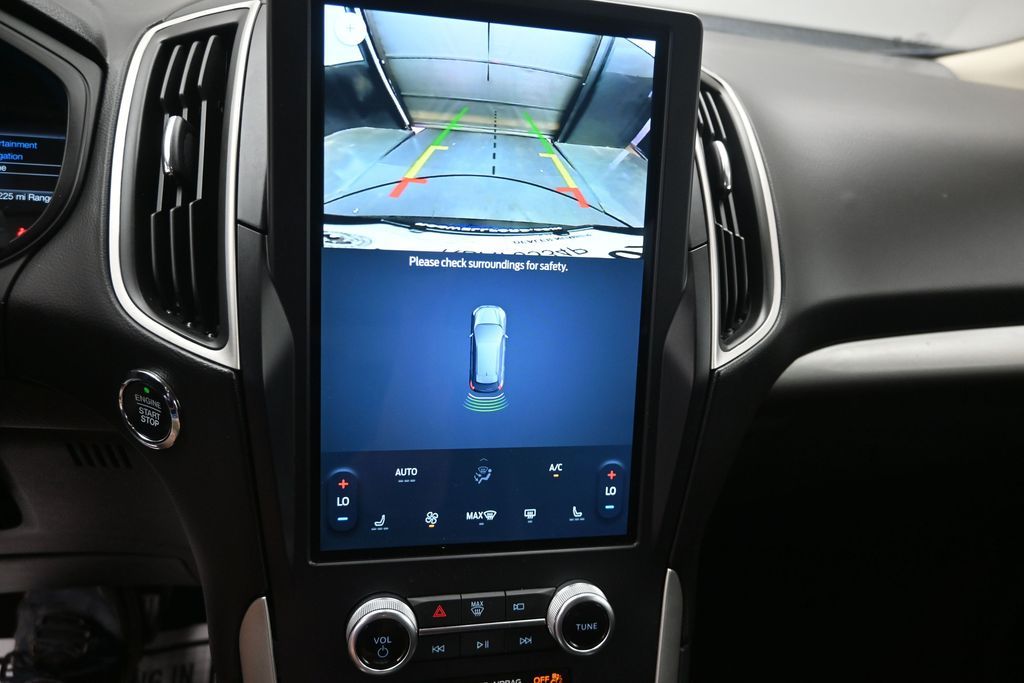 2024 Ford Edge SEL - Photo 16