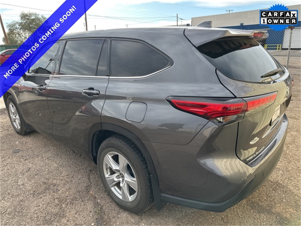 Used 2021 Toyota Highlander LE SUV