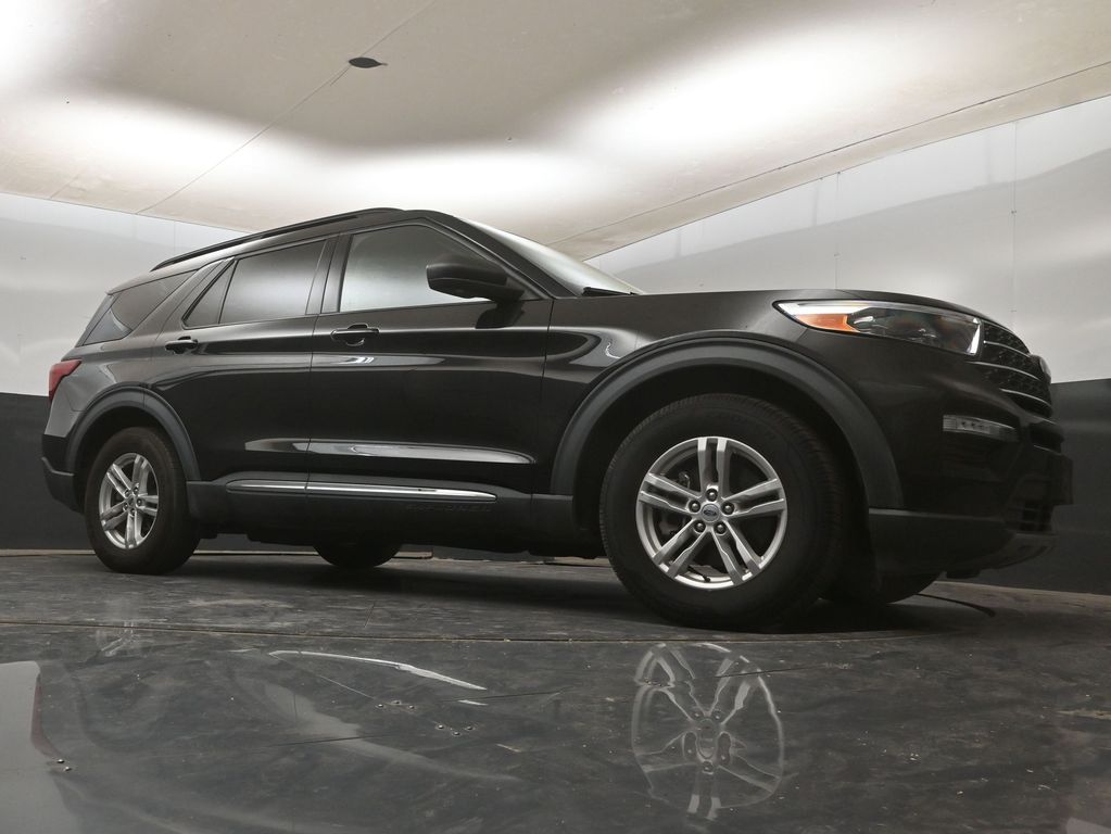 2023 Ford Explorer XLT - Photo 23