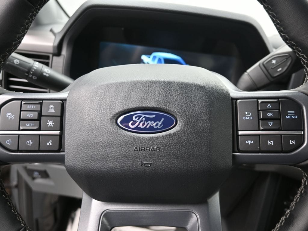 2025 Ford F-150 XLT - Photo 12