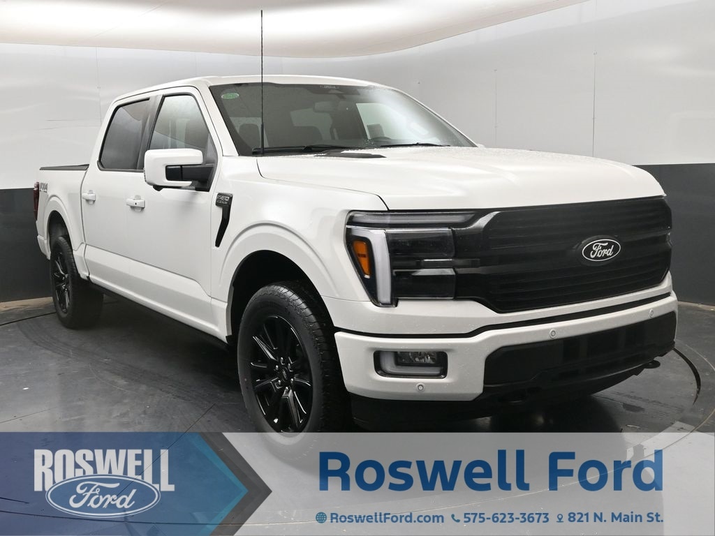 2025 Ford F-150 Platinum's photo