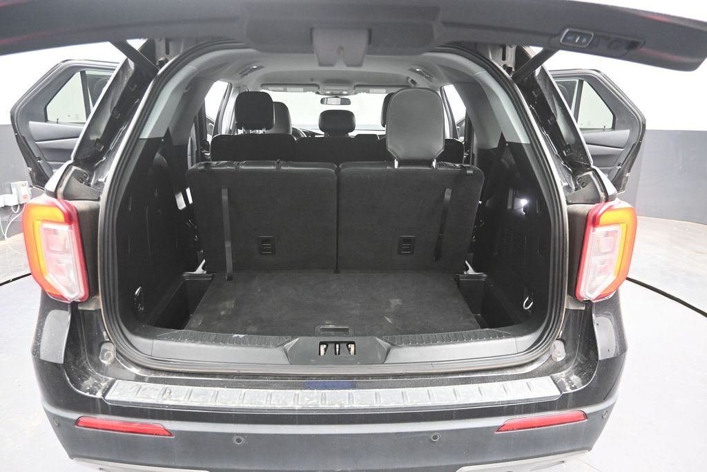 2023 Ford Explorer XLT - Photo 22
