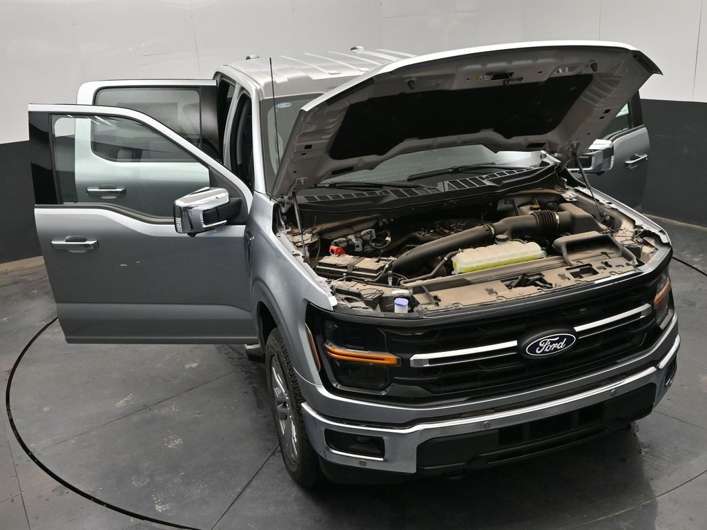 2025 Ford F-150 XLT - Photo 38