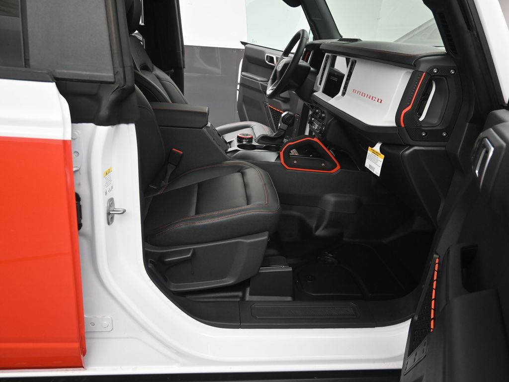 2026 Ford Bronco Stroppe - Photo 20