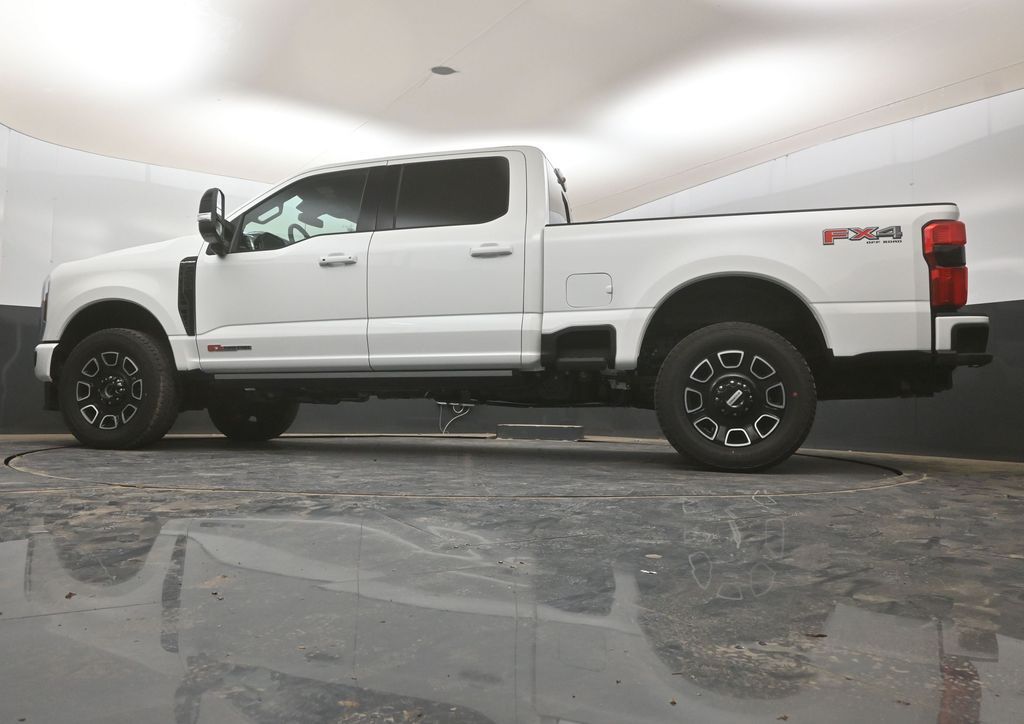2025 Ford F-250 Super Duty Platinum - Photo 27