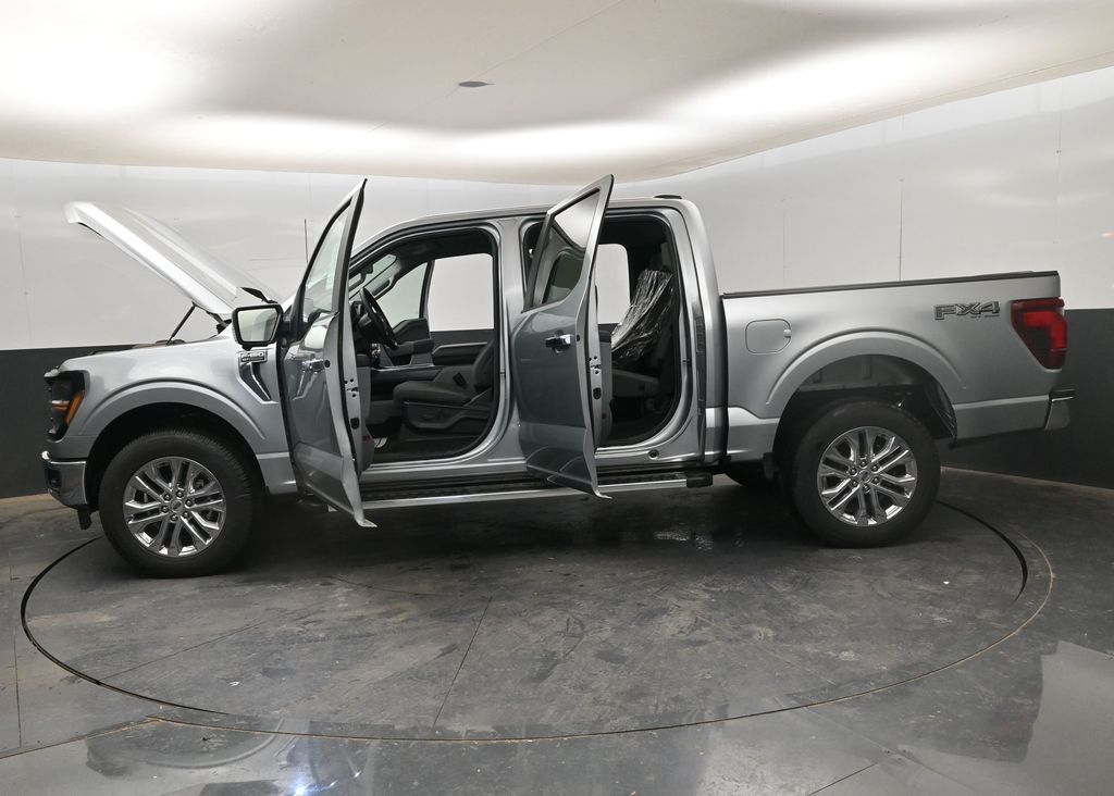 2025 Ford F-150 XLT - Photo 43