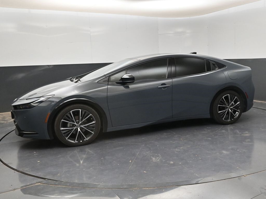 2023 Toyota Prius Limited photo 4