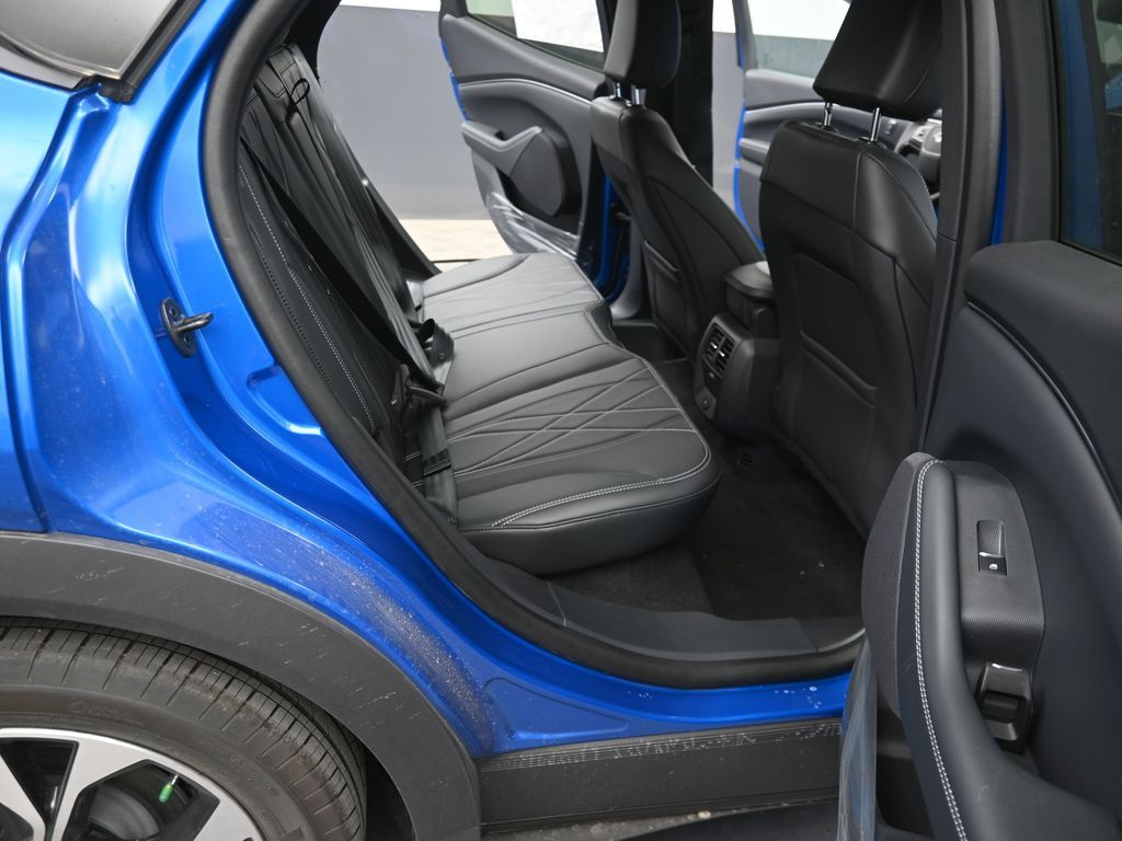 2025 Ford Mustang Mach-E Select - Photo 18
