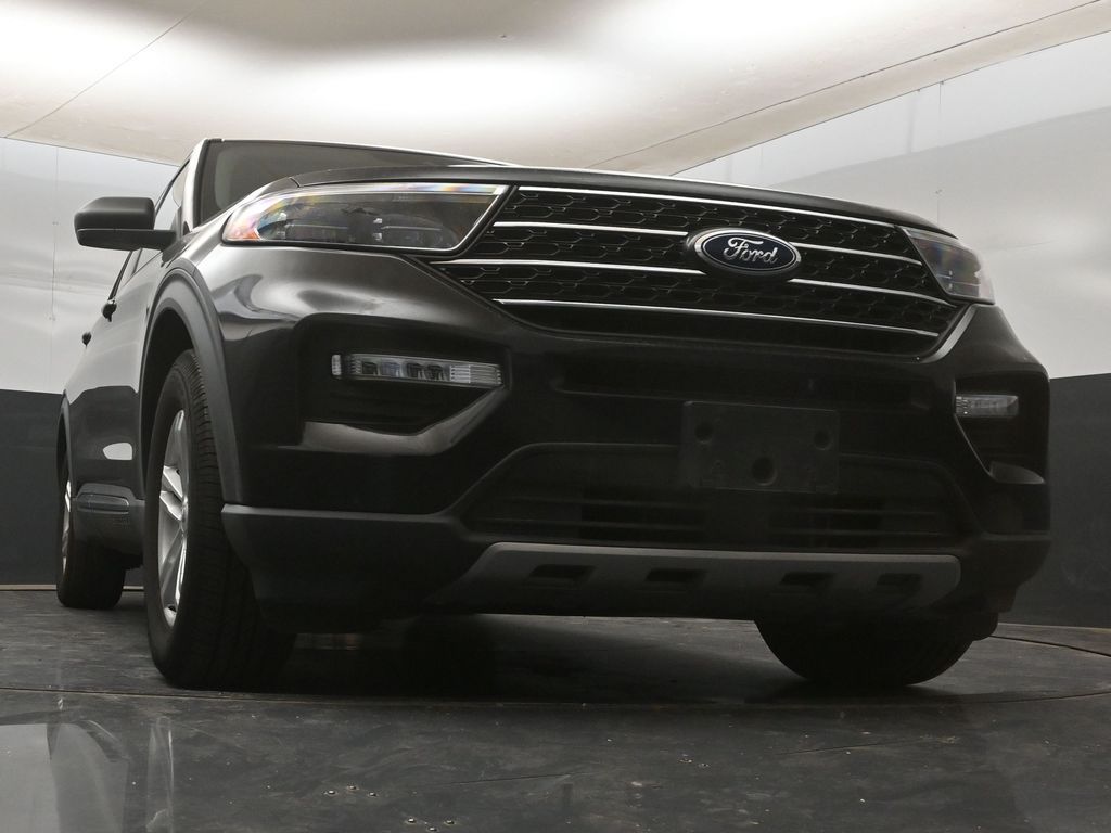 2023 Ford Explorer XLT - Photo 24