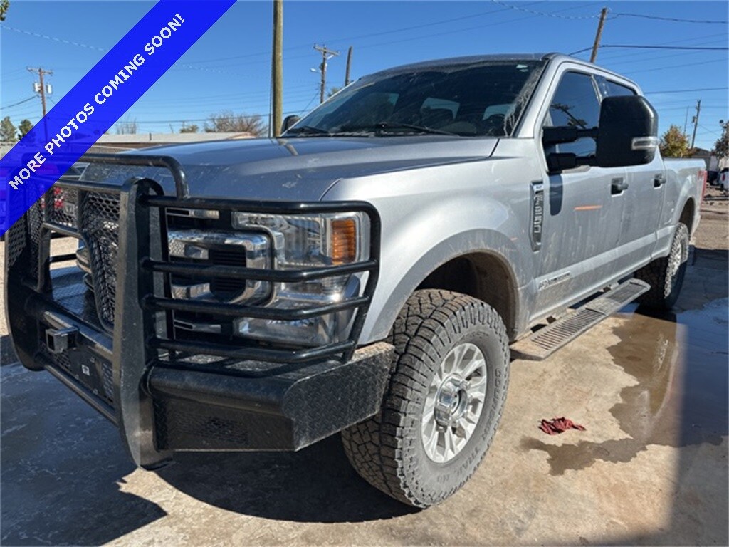 2022 Ford F-250 photo 2