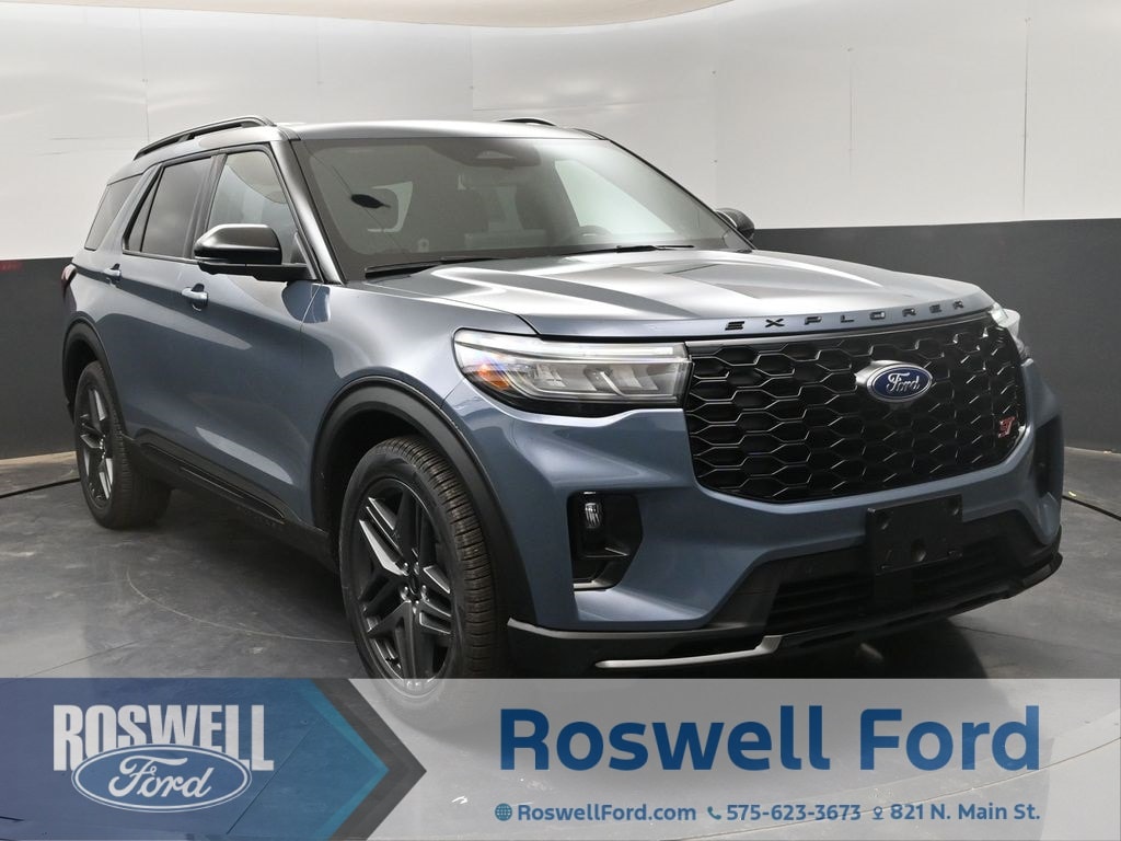 2026 Ford Explorer ST's photo