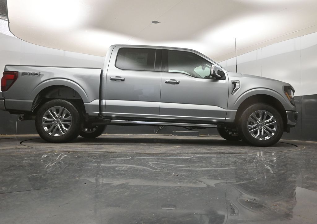 2025 Ford F-150 XLT - Photo 29