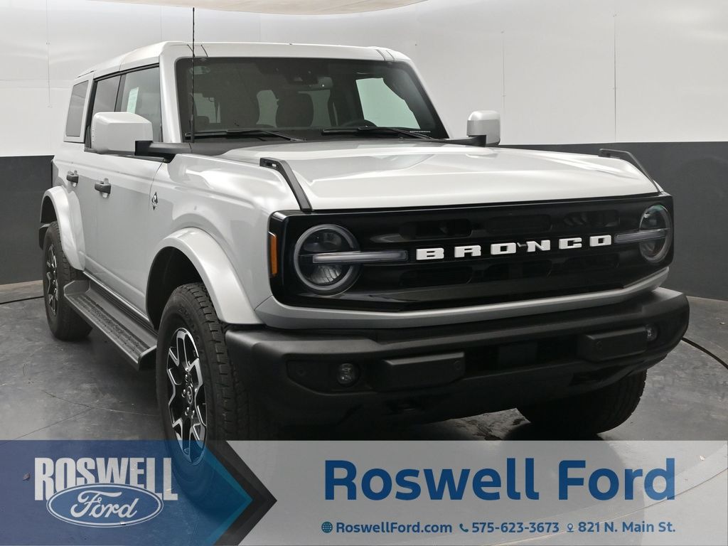 2026 Ford Bronco Outer Banks 4x4's photo