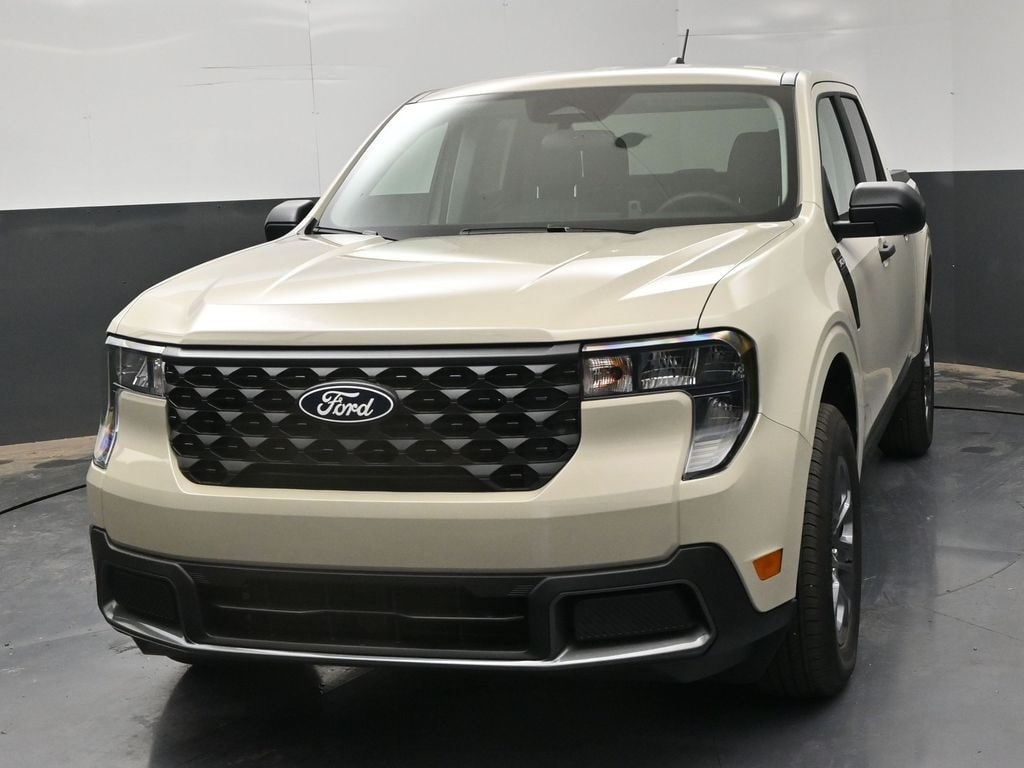 New 2025 Ford Maverick XLT Truck